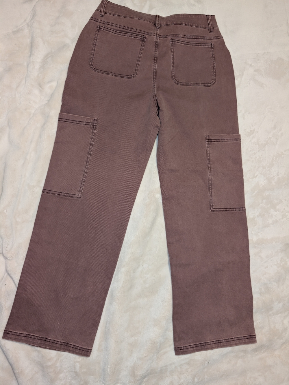 Flamingals Button Detail Mid Waist Straight Leg Cargo Pants Mauve NWT Size Med - Picture 2 of 4